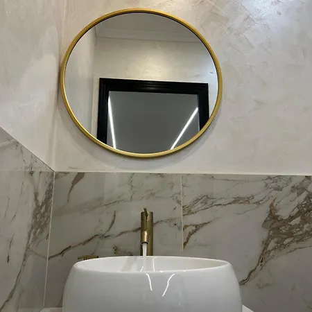 La Doree & Netflix Parking Wifi Vila *