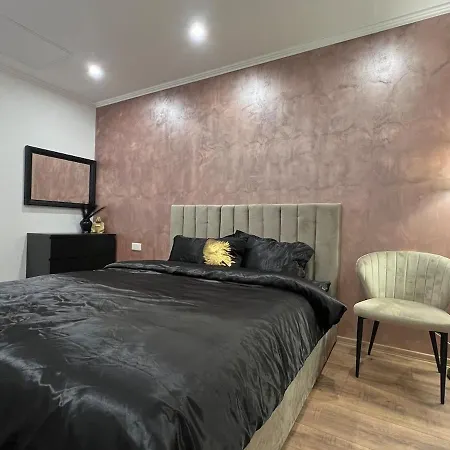 La Doree & Netflix Parking Wifi Vila Kurtzenhouse