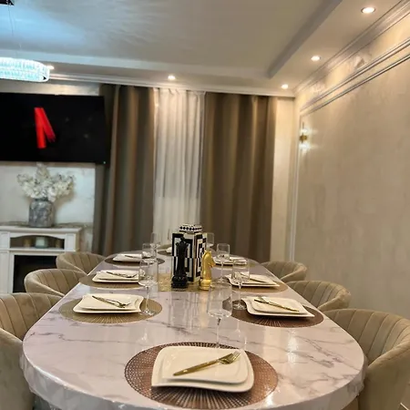 La Doree & Netflix Parking Wifi Kurtzenhouse