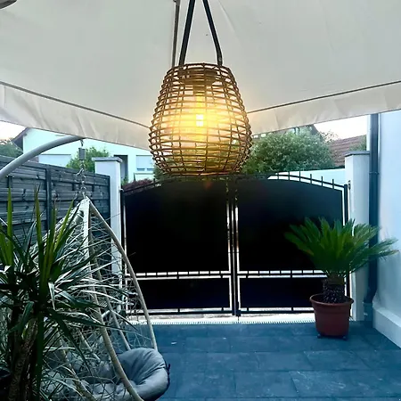 La Doree & Netflix Parking Wifi *