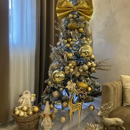 La Doree & Netflix Parking Wifi Vila