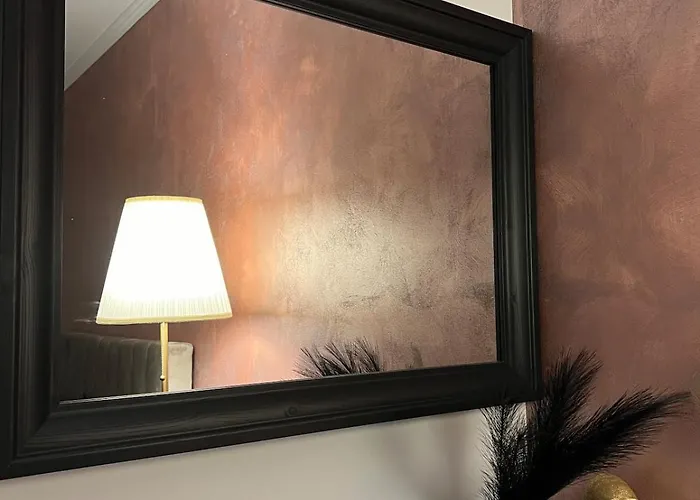 La Doree & Netflix Parking Wifi