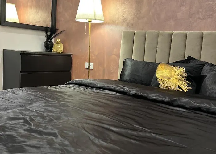 La Doree & Netflix Parking Wifi Villa