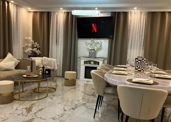 La Doree & Netflix Parking Wifi Villa